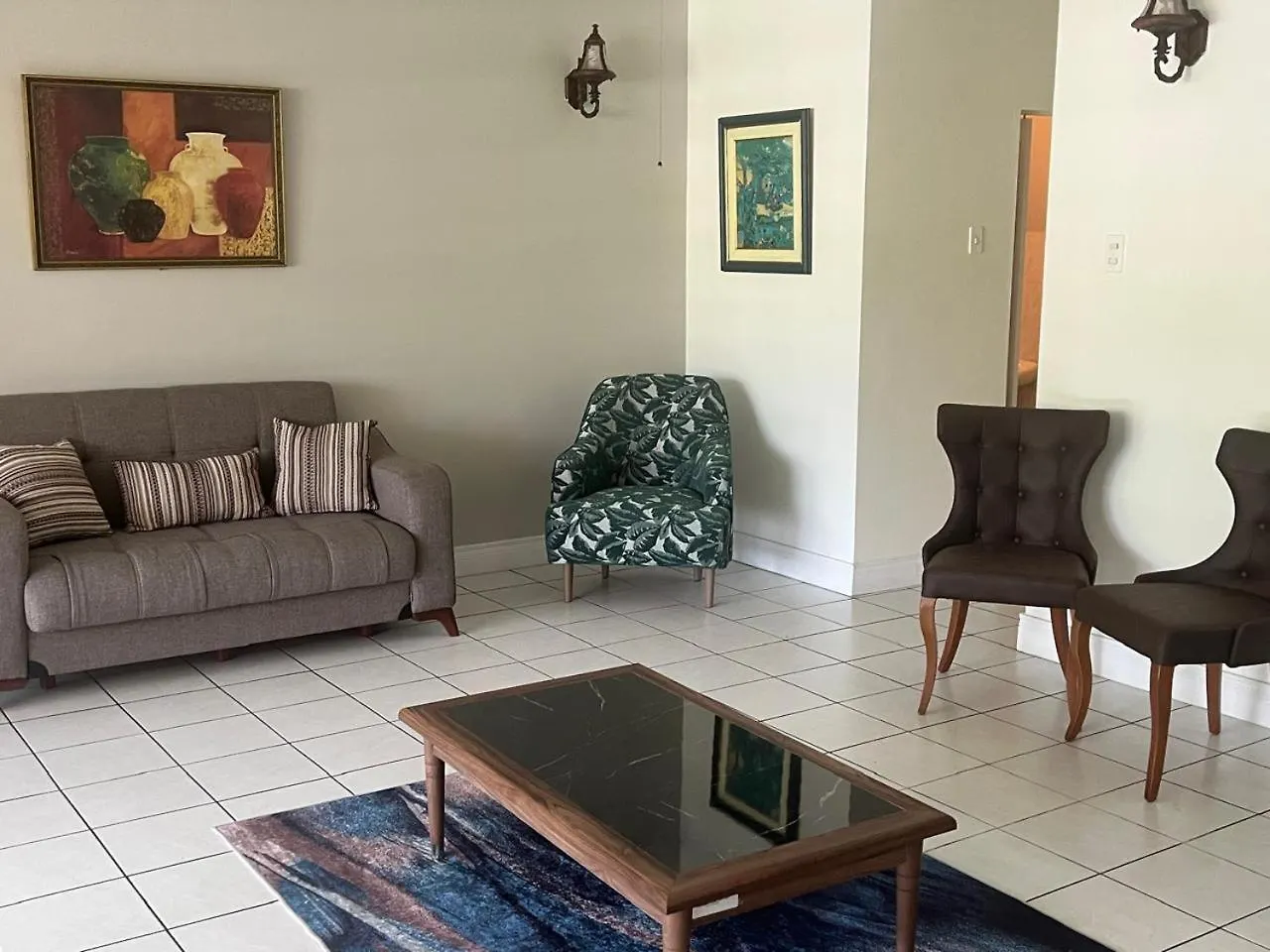 Apartment Ferienwohnung Maraval Townhouse - Haleland Park Sleeps 5 La Finette
