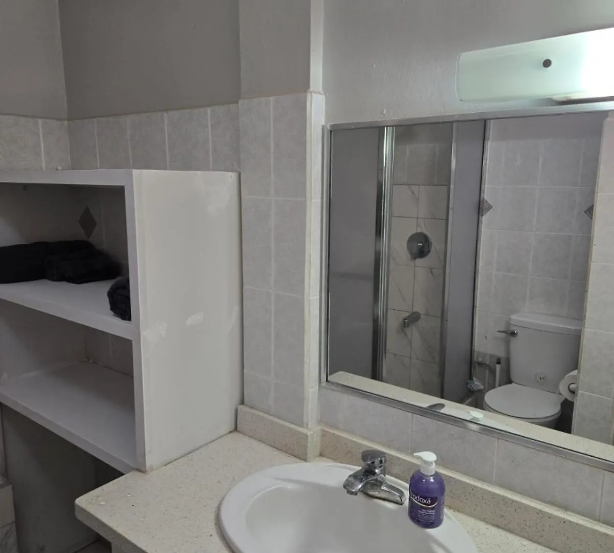 Ferienwohnung Maraval Townhouse - Haleland Park Sleeps 5 La Finette Apartment