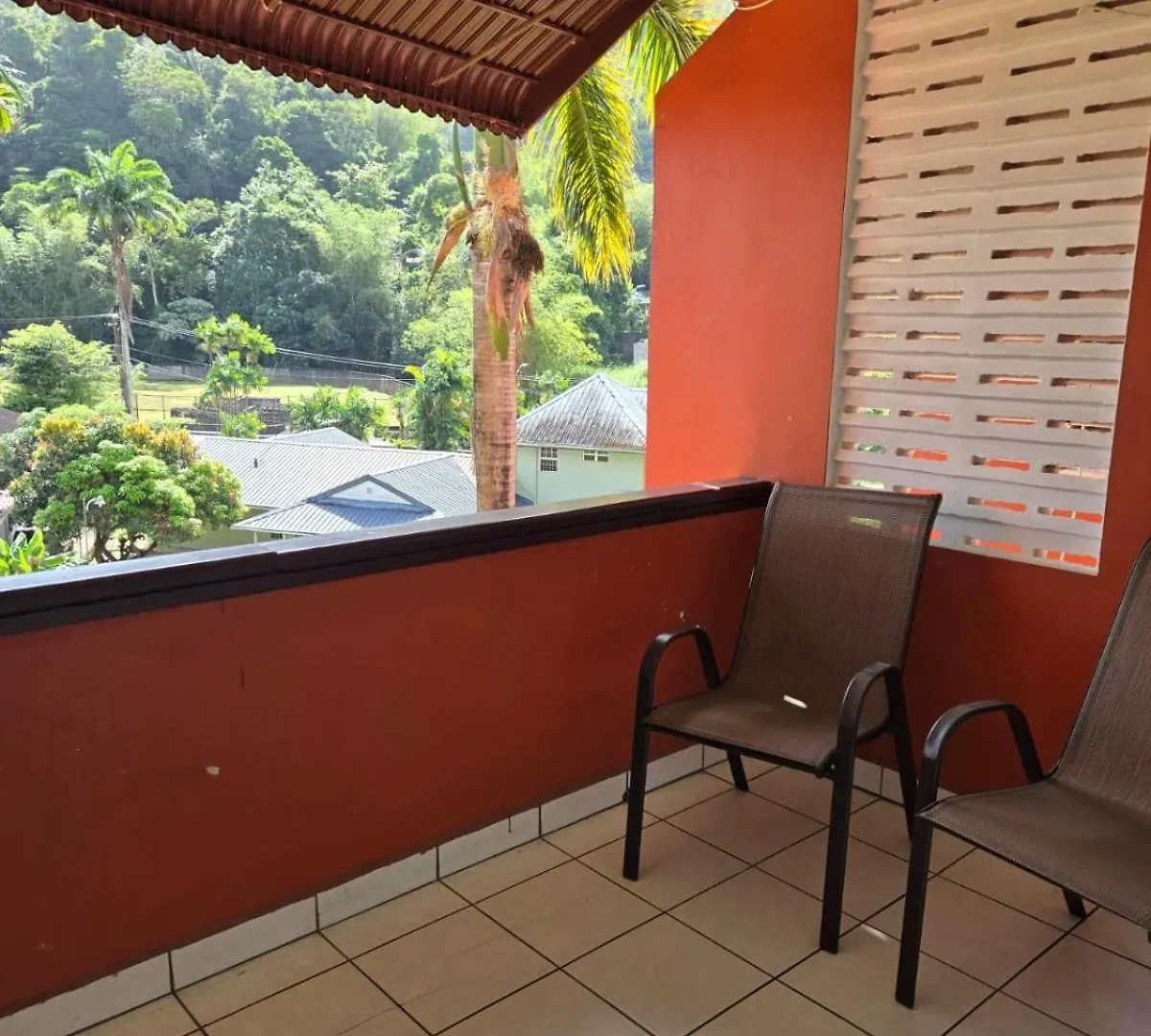 Ferienwohnung Maraval Townhouse - Haleland Park Sleeps 5 La Finette