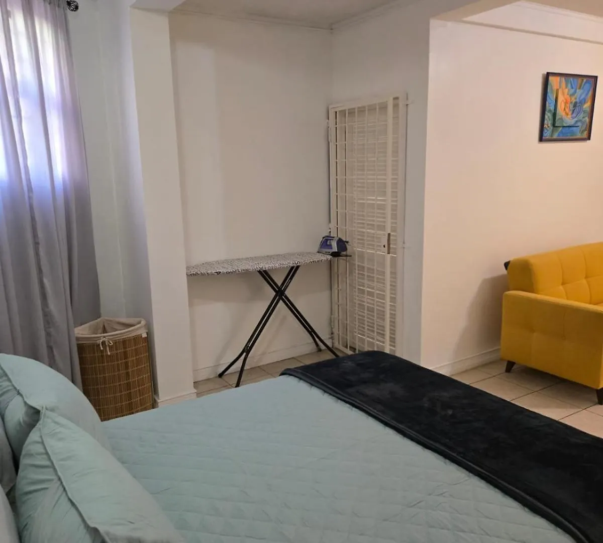 Apartment Ferienwohnung Maraval Townhouse - Haleland Park Sleeps 5 La Finette